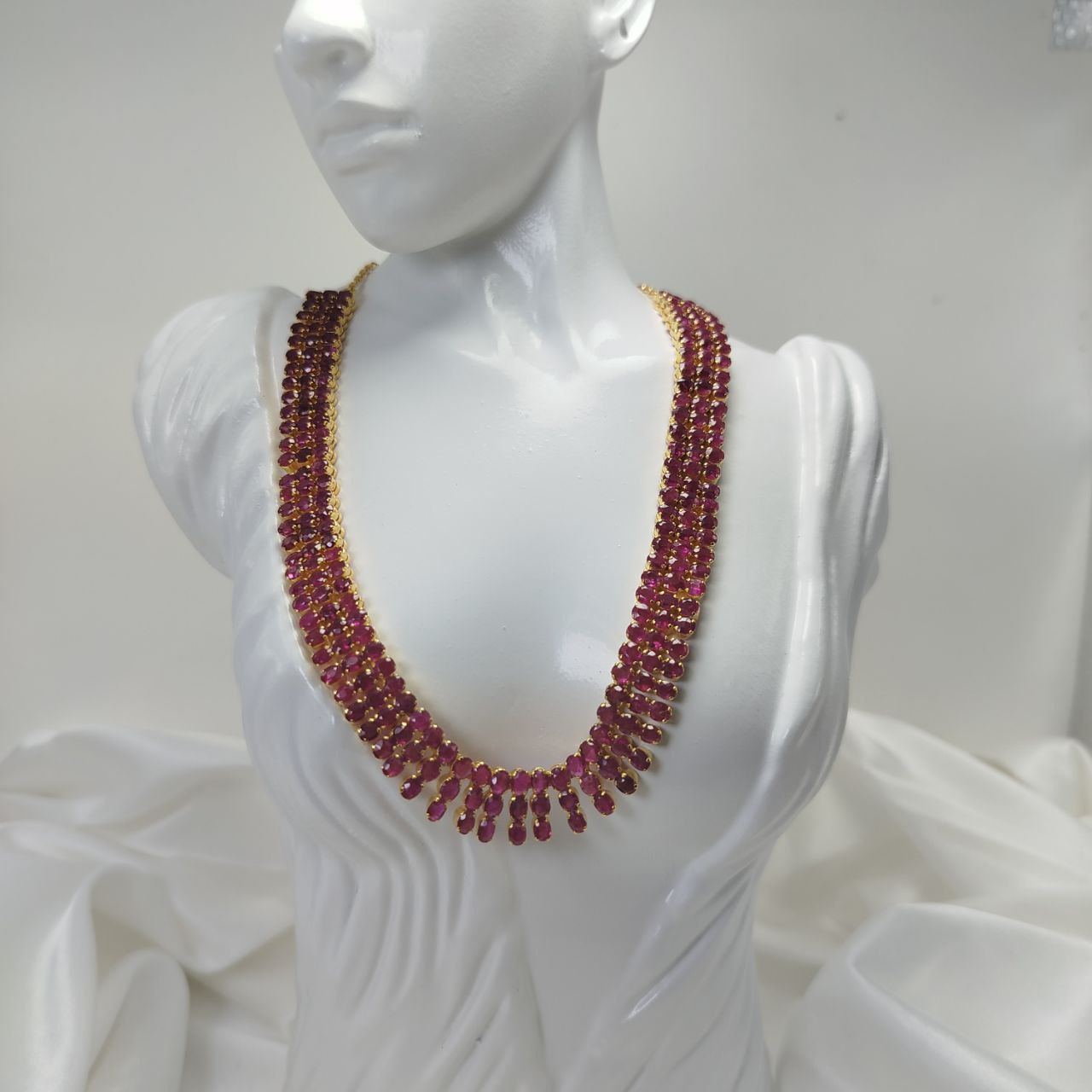Natural Burma Ruby Necklace with 18K Gold