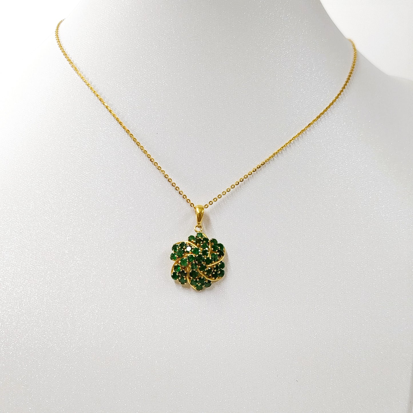 Natural Emerald Pendant with 18K Gold