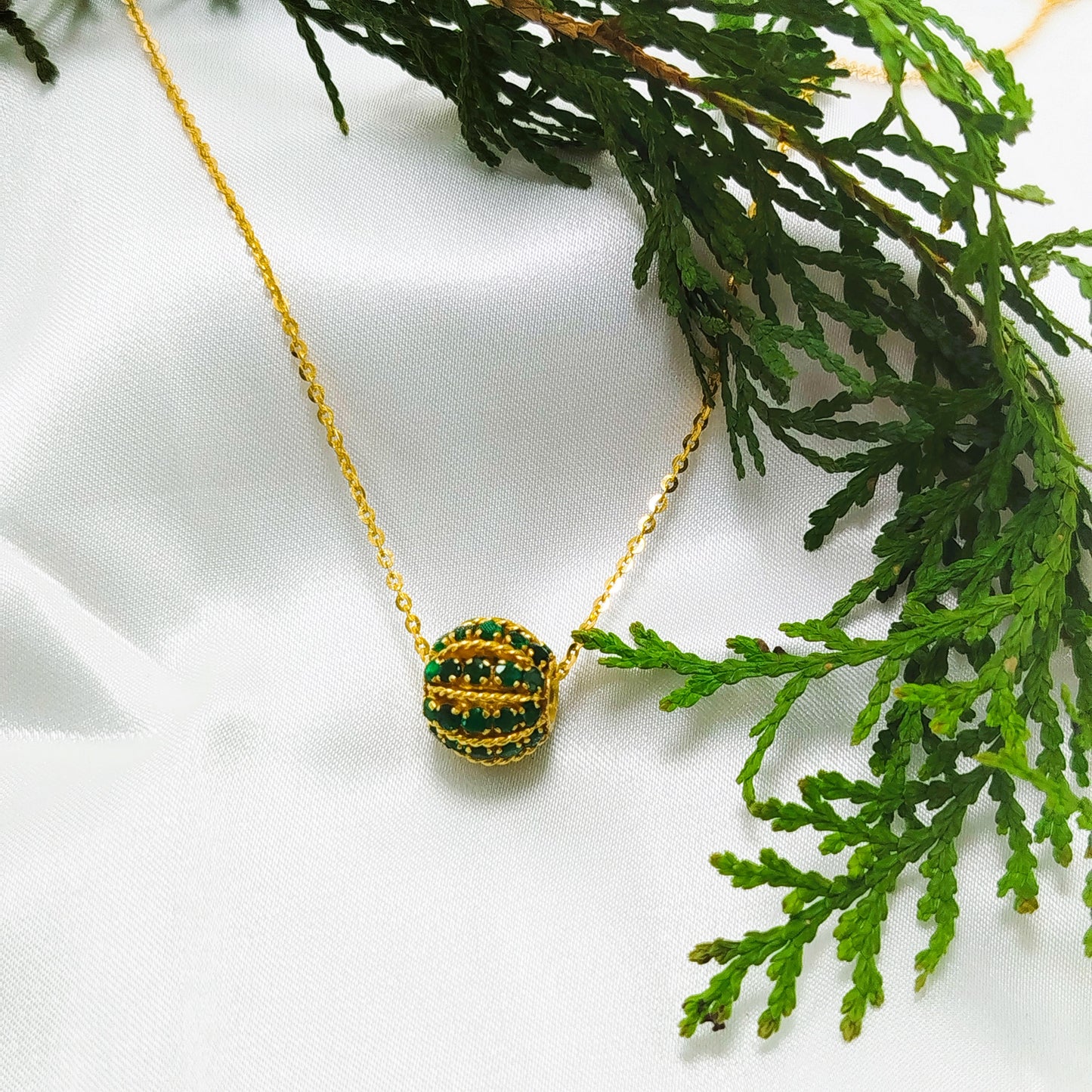 Natural Emerald Pendant with 18K Gold