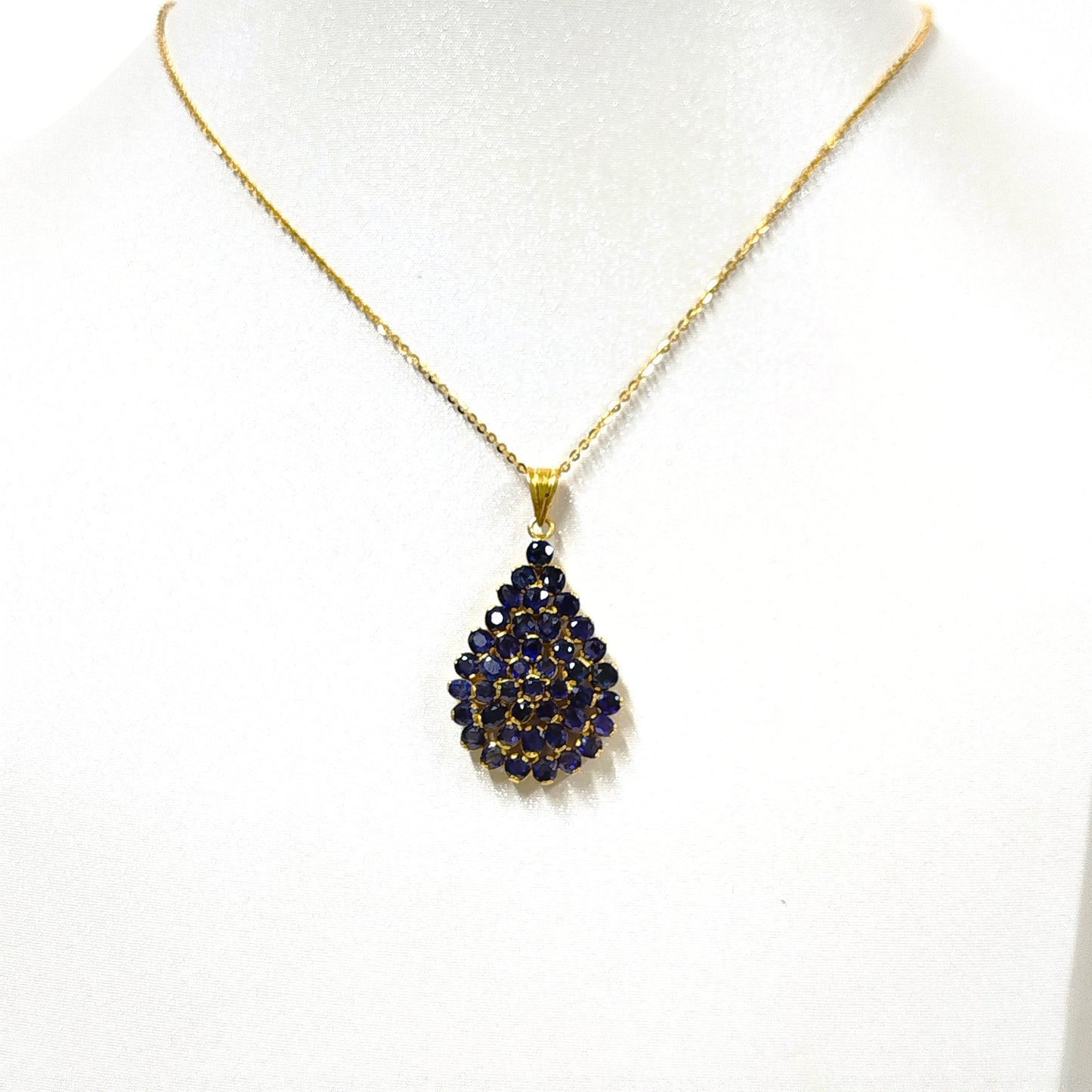 Blue Sapphire Pendant with 18K Gold