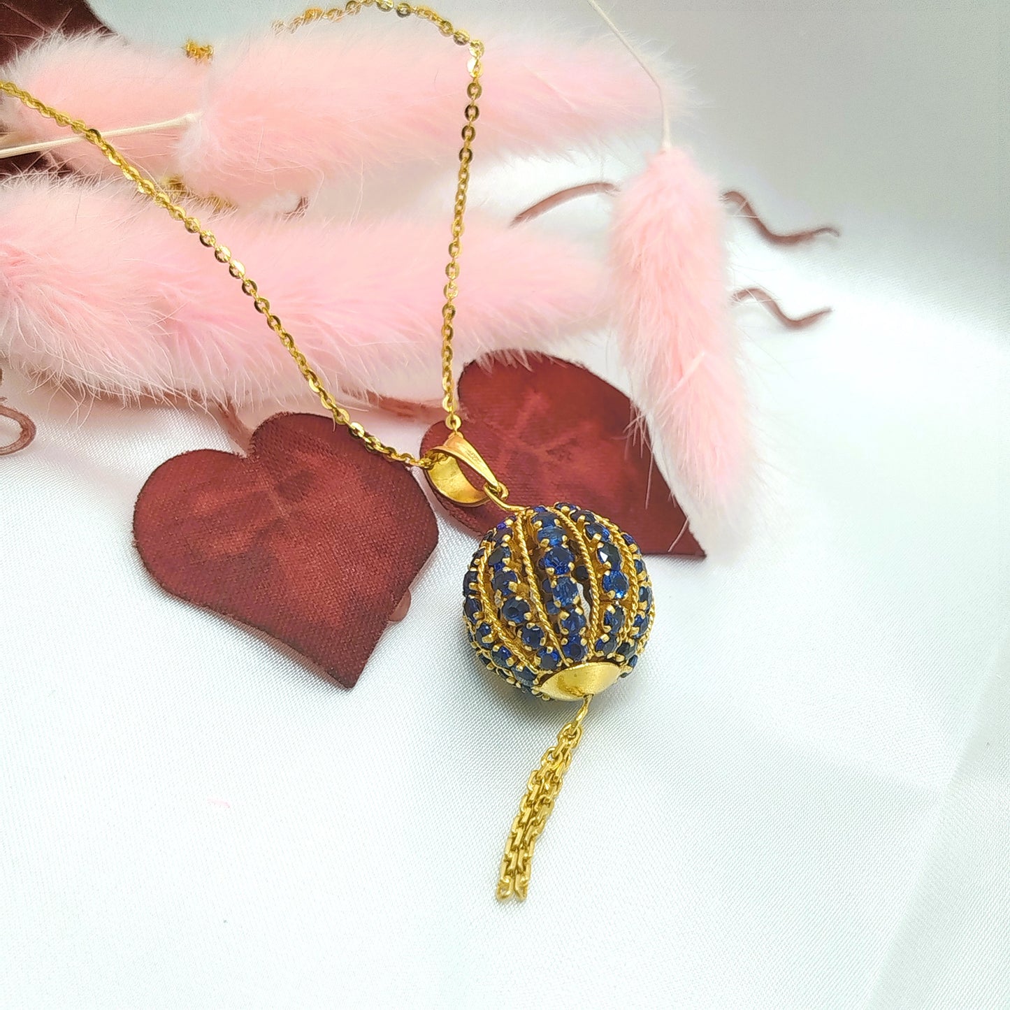 Blue Sapphire Pendant with 18K Gold