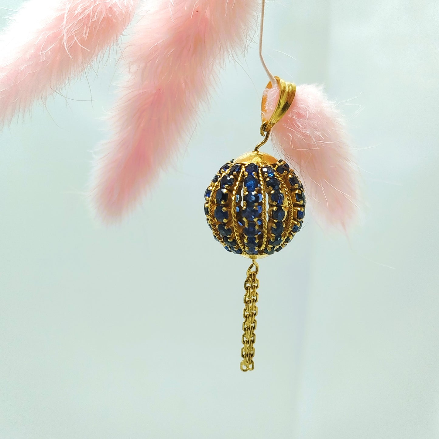 Blue Sapphire Pendant with 18K Gold