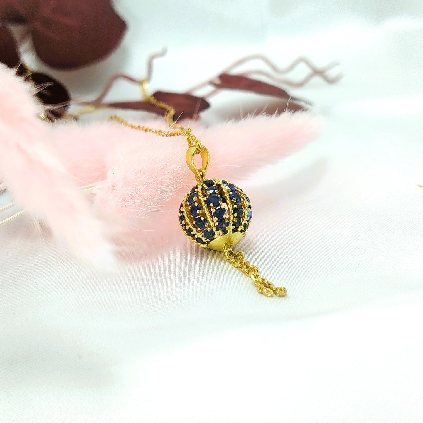 Blue Sapphire Pendant with 18K Gold