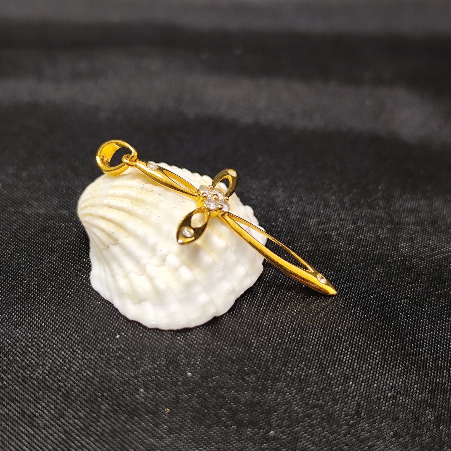 Diamond Pendant with 18K