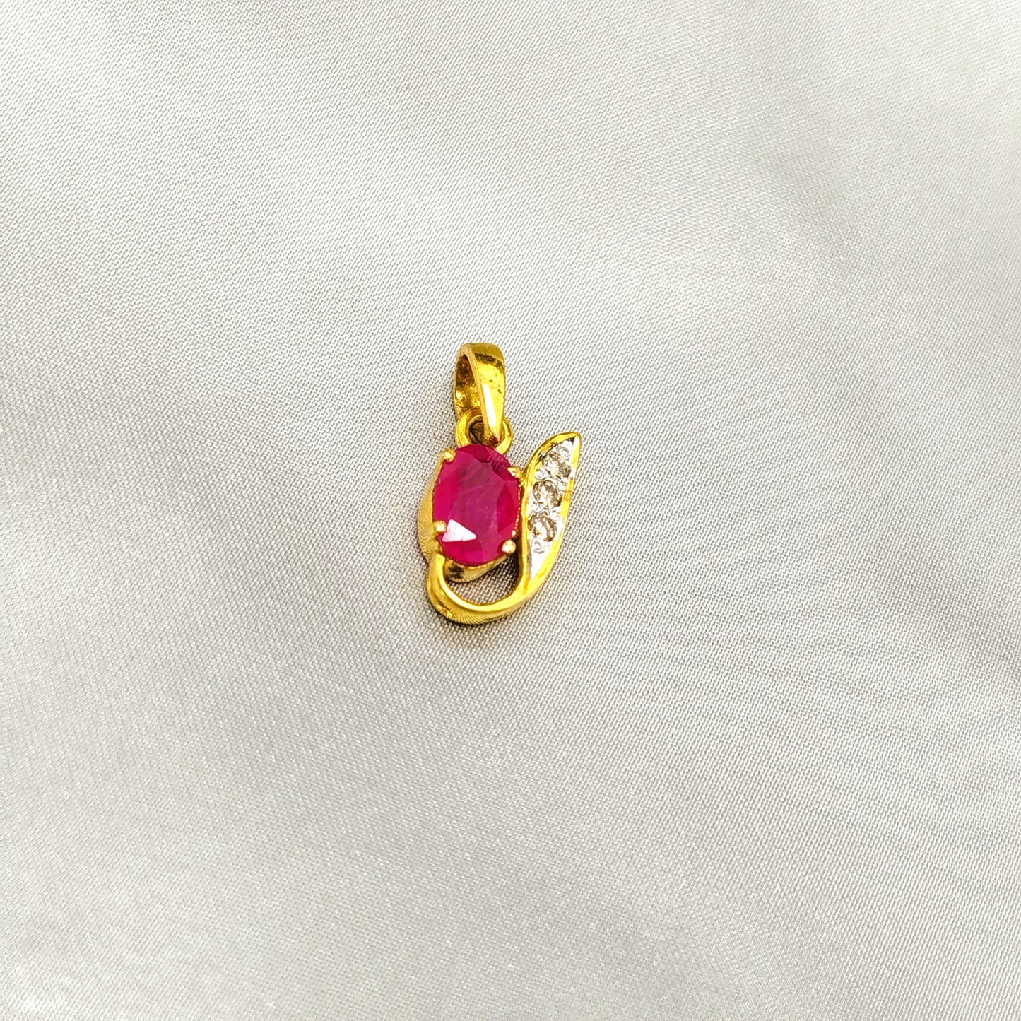 Natural Ruby Pendant with small Diamond