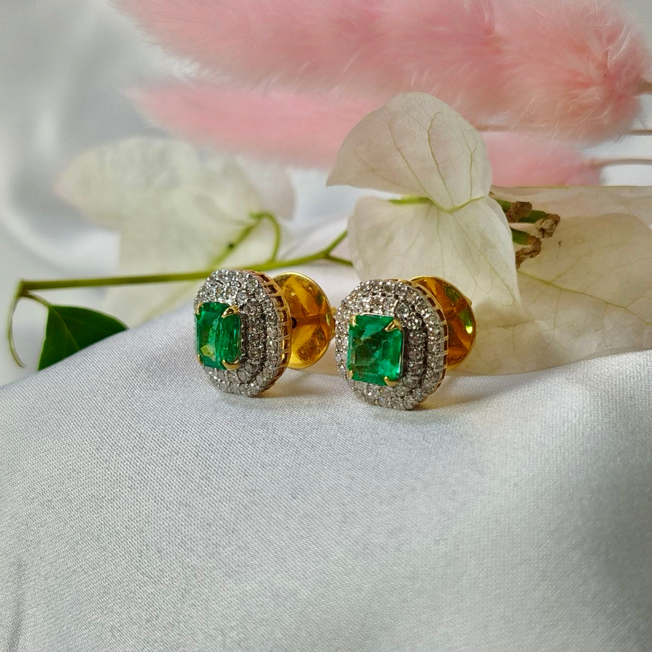 Brilliant 2.03 Carats Columbia Emerald Gem Earrings