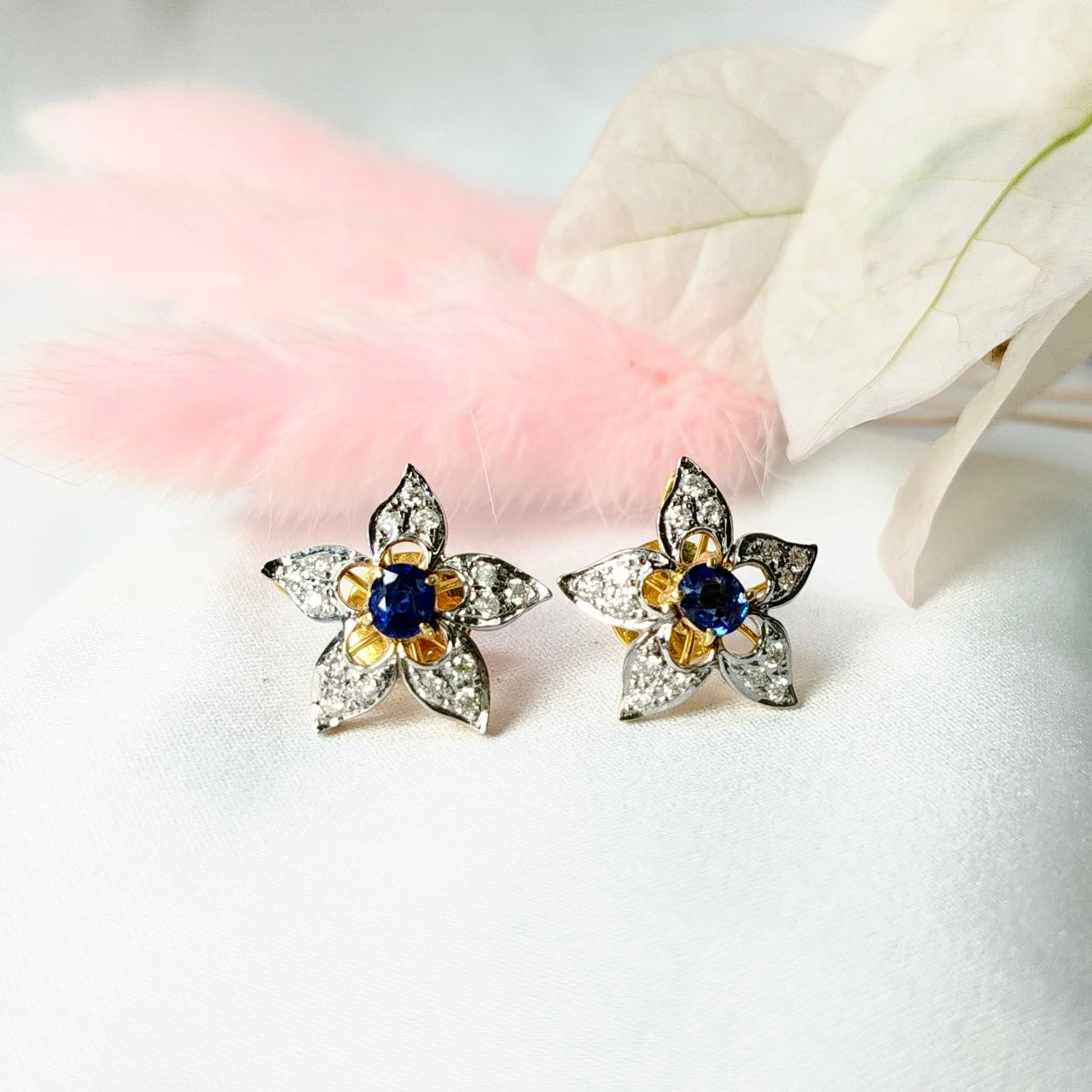 Sapphire with Diamond Earring 18K Yellow Gold