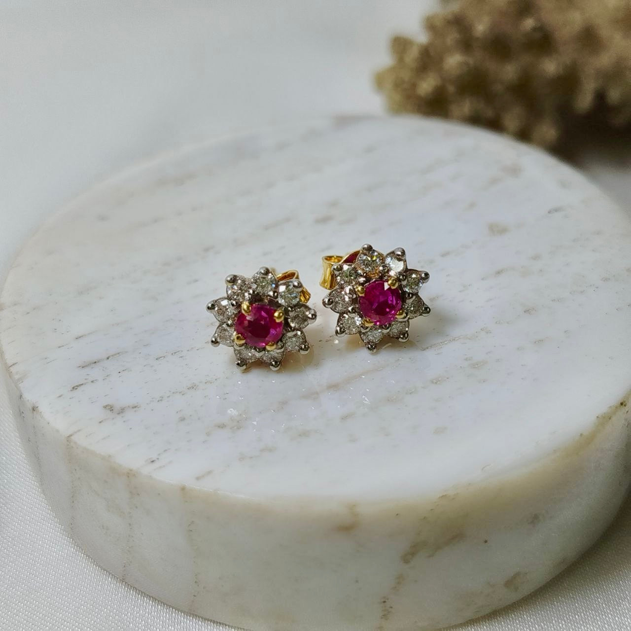 Burmese Ruby 0.4 Carats  with Diamond Earring 18K Yellow Gold