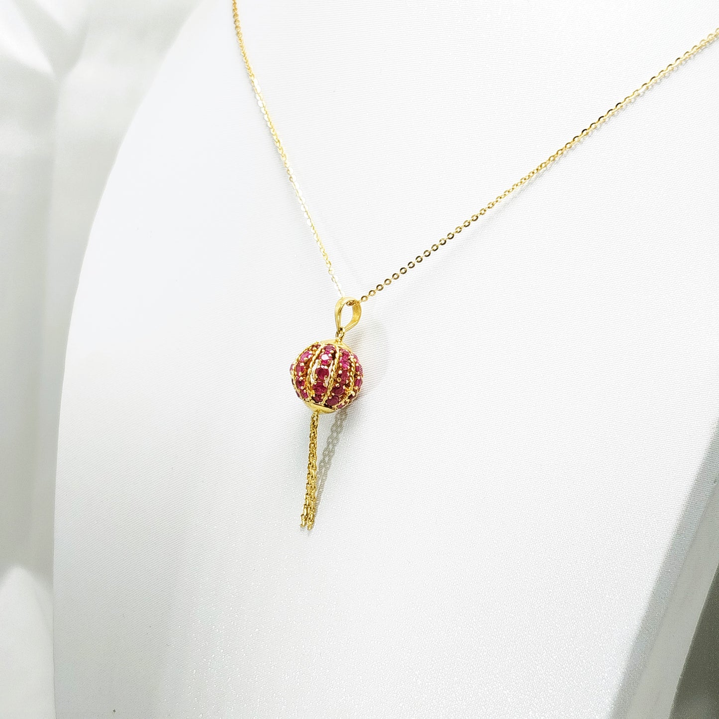 Natural Burmese Ruby Pendant with 18K Gold