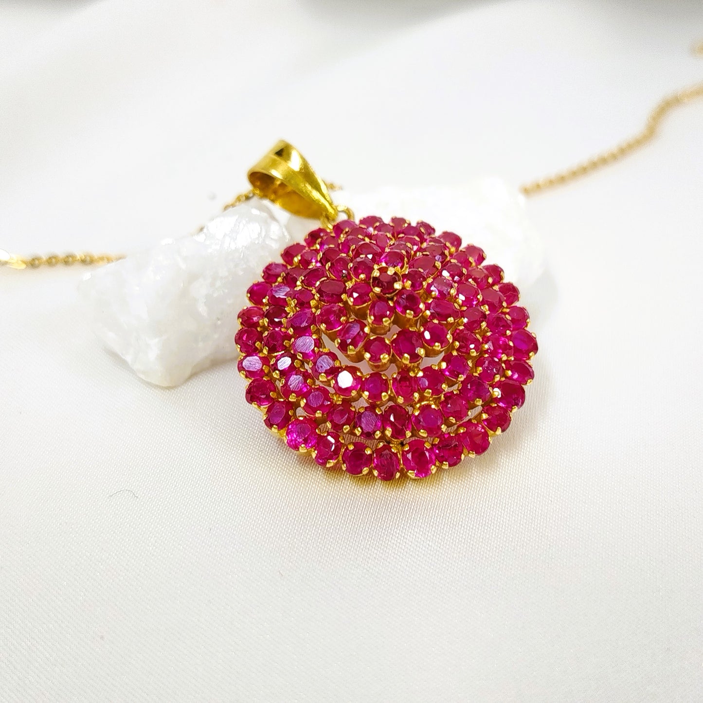 Natural Burmese Ruby Pendant with 18K Gold