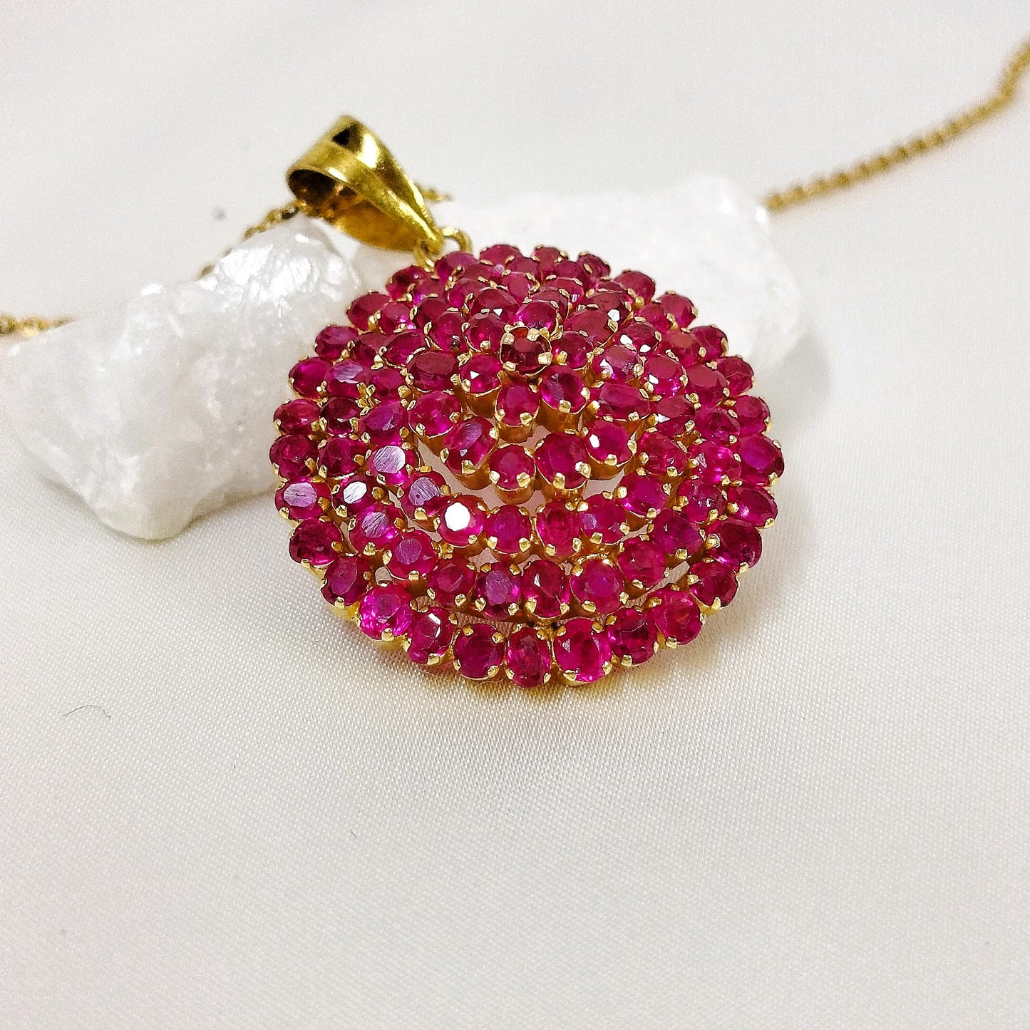 Natural Burmese Ruby Pendant with 18K Gold