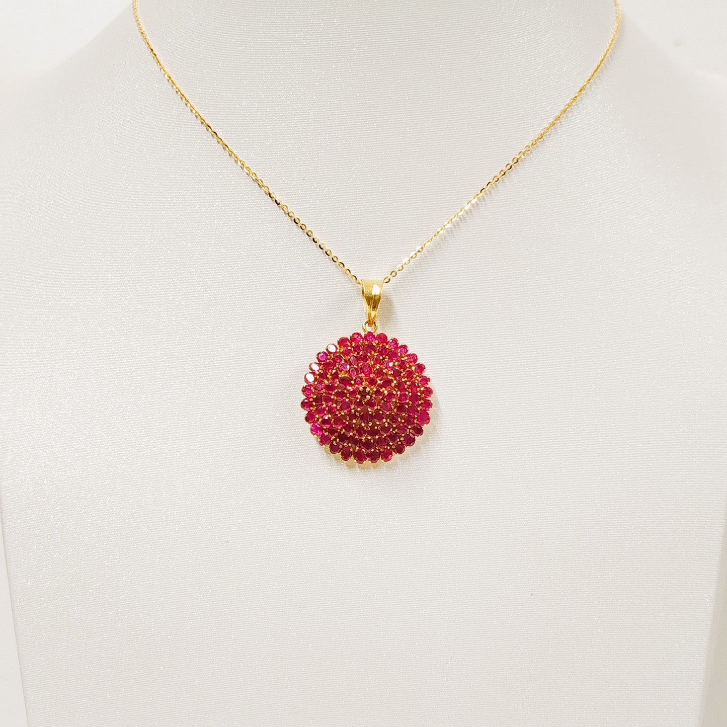 Natural Burmese Ruby Pendant with 18K Gold
