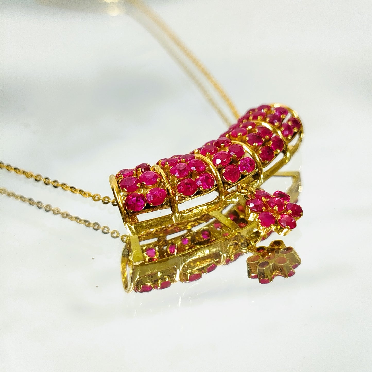 Natural Burmese Ruby Pendant with 18K Gold