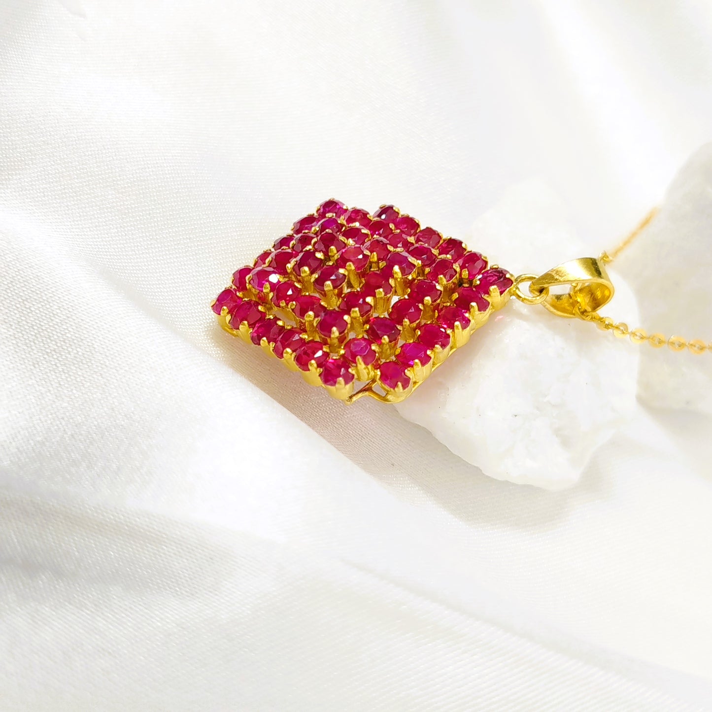 Natural Burmese Ruby Pendant with 18K Gold