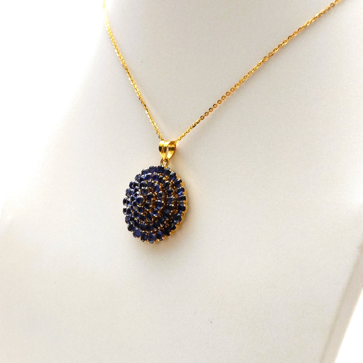 Blue Sapphire Pendant with 18K Gold
